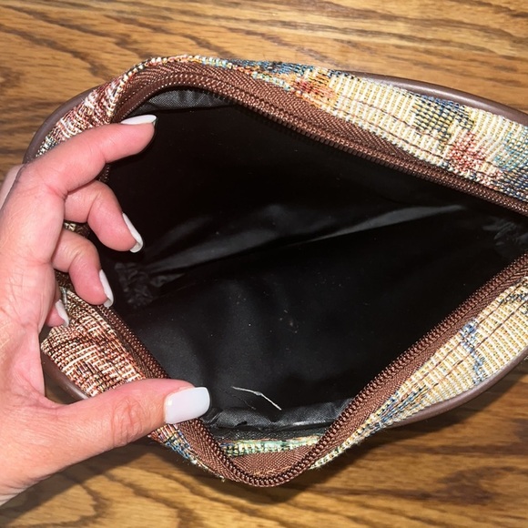 “Renaissance- Mini Travel Bag” - Picture 3 of 7